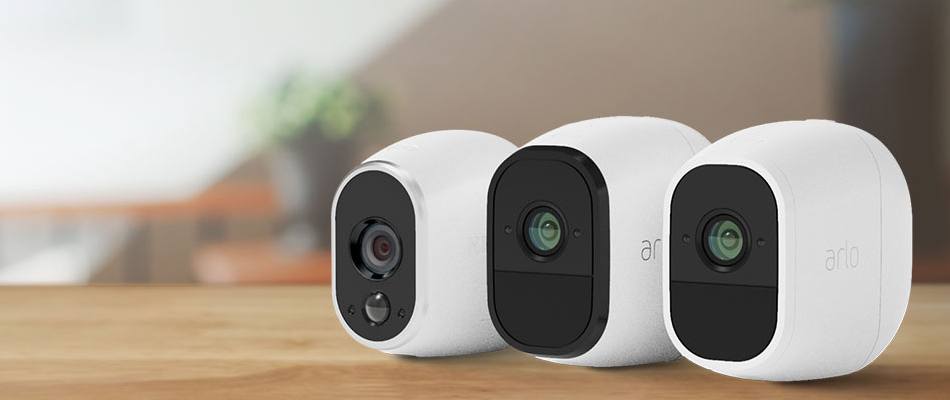 img-arlo-cam-feature img-arlo-cam-feature