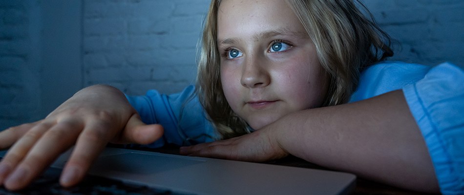 Child on laptop